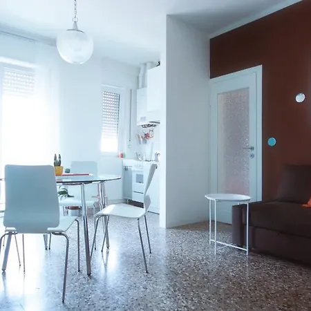 Magenta24 Apartamento